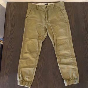 Mens Levi’s chino joggers